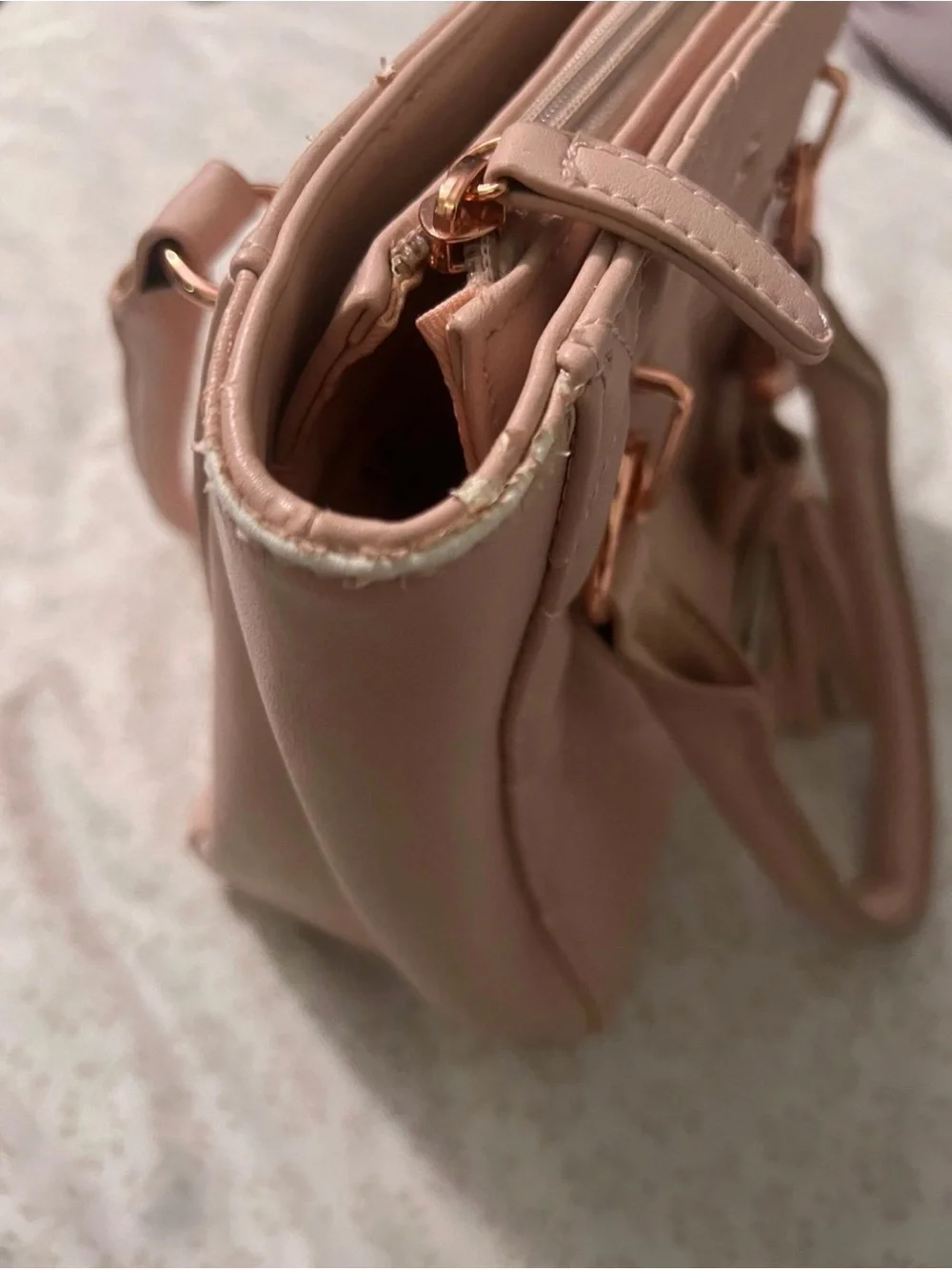 GUESS Quilted Hand Bag in Blush Pink